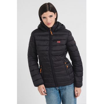 Geaca scurta cu gluga