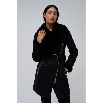 Haina slim fit din blana shearling sintetica Diana - Negru