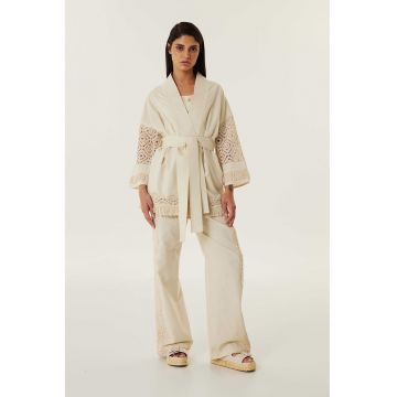 Chimoni din amestec de in cu garnituri din macrame