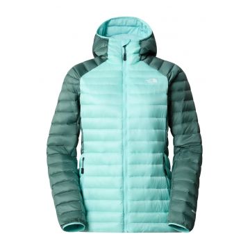 Geaca cu umplutura de puf si model colorblock -