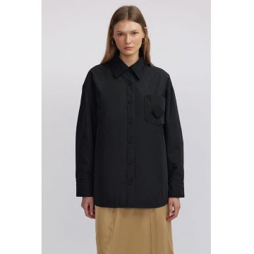 Jacheta-camasa cu buzunare pe piept