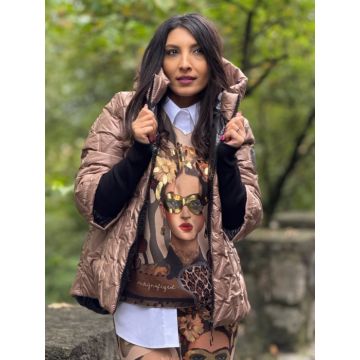 Geaca dama cappuccino cu gluga cu manseta