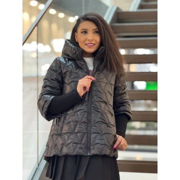 Geaca dama neagra cu gluga cu manseta