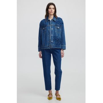 Jacheta lejera din denim cu aplicatii florale