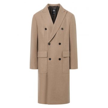 Palton lung cu închidere la două rânduri de nasturi