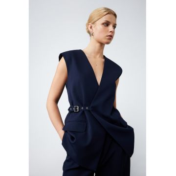 Vesta cu catarama si decolteu in V