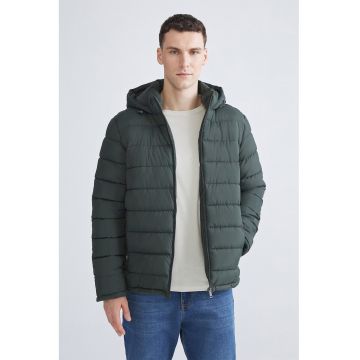 Geaca cu vatelina si buzunare