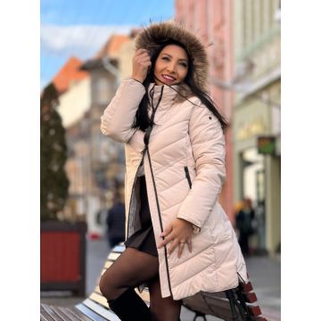 Geaca dama lunga crem cu blana naturala