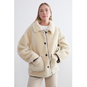 Haina scurta din blana shearling sintetica