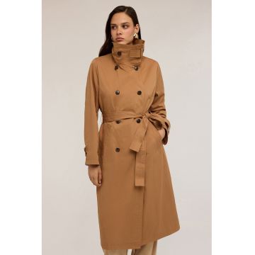 Trenci cu guler inalt