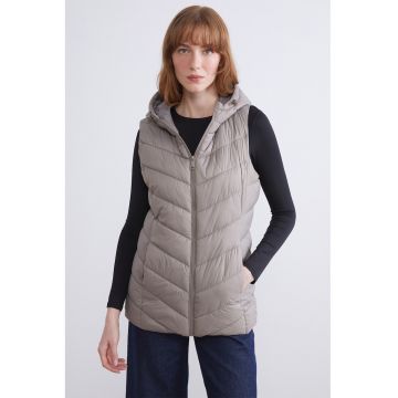 Vesta cu gluga si fermoar