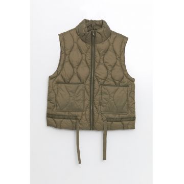 Vesta cu terminatie ajustabila