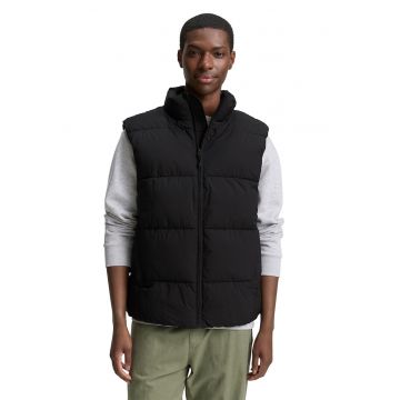 Vesta matlasata cu buzunare laterale