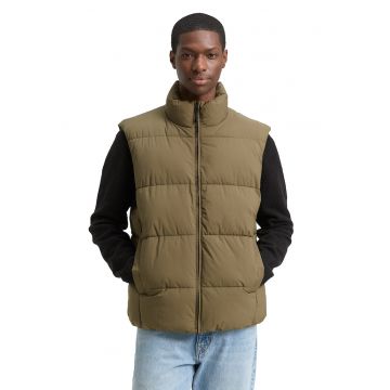 Vesta matlasata cu buzunare laterale