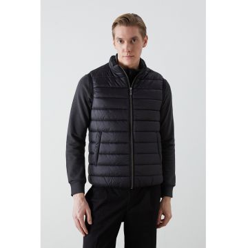 Vesta matlasata cu fermoar