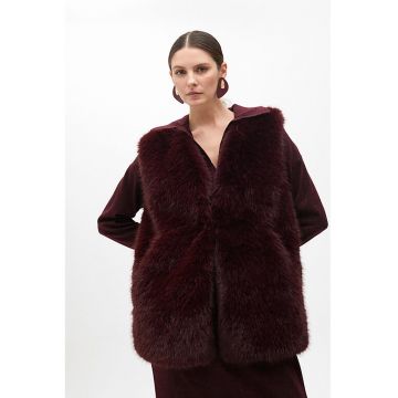 Vesta supradimensionata din blana sintetica