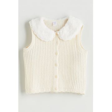 Vesta tricotata cu guler de blana sintetica