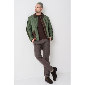 Jacheta cu vatelina si buzunare cu clapa