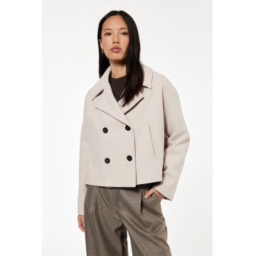 Palton cu doua randuri de nasturi si revere decupate