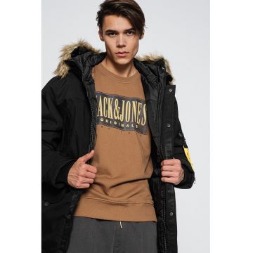 Geaca cu gluga si vatelina - cu garnitura de blana sintetica Bernard