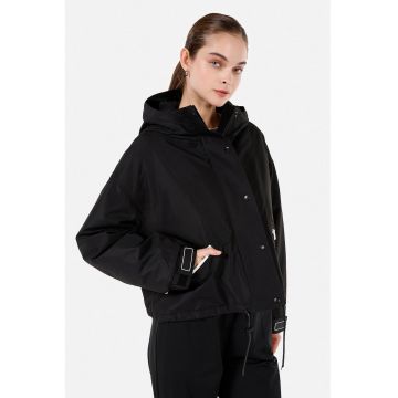 Jacheta cu gluga Jacheta cu gluga