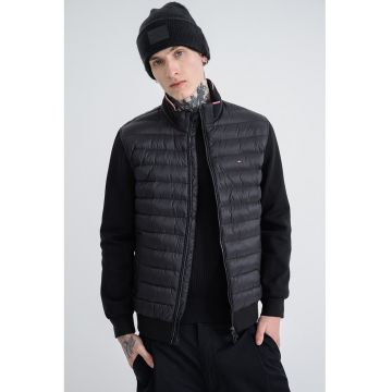 Vesta matlasata cu buzunare laterale