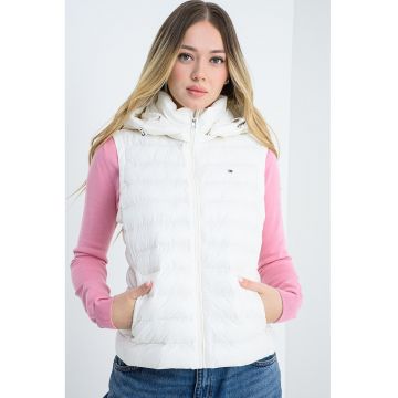 Vesta matlasata cu finisaj rezistent la apa