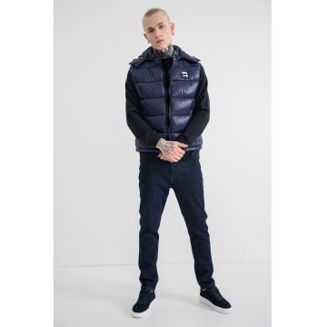 Vesta matlasata cu gluga detasabila