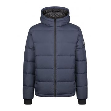 Geaca cu umplutura de puf si gluga