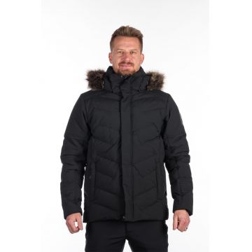 Geaca matlasata cu gluga detasabila