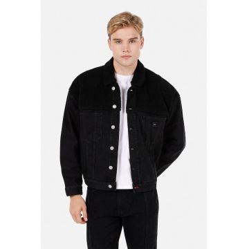 Jacheta din denim cu detaliu din material teddy Jacheta din denim cu detaliu din material teddy