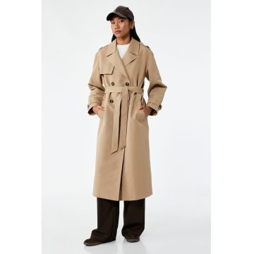 Palton uni cu inchidere cu cordon in talie - Bej