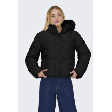 Geaca cu doua buzunare Geaca cu doua buzunare