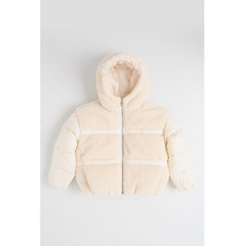 Geaca cu segmente teddy