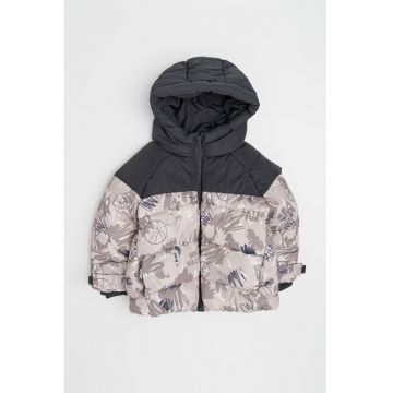 Geaca cu vatelina si aspect matlasat Geaca cu vatelina si aspect matlasat