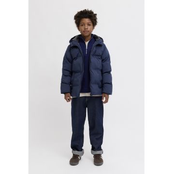 Geaca cu vatelina si gluga