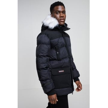 Geaca impermeabila cu garnituri de blana sintetica Dalibor