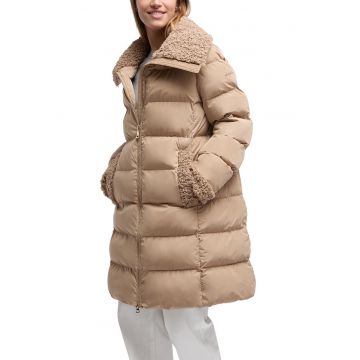 Geaca lunga matlasata cu buzunare laterale