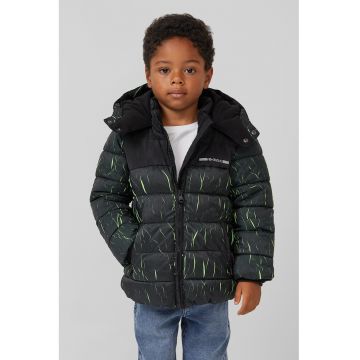 Geaca matlasata cu fermoar