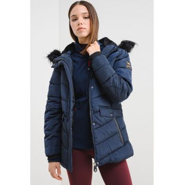 Geaca matlasata cu garnitura de blana sintetica Augustine