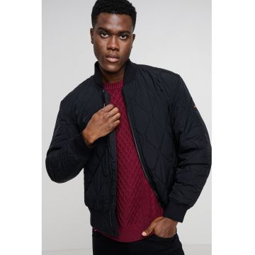 Jacheta bomber cu fermoar si aspect matlasat Osnape