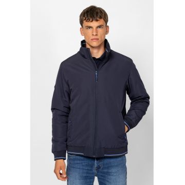 Jacheta cu fermoar si terminatie cu mansete in dungi