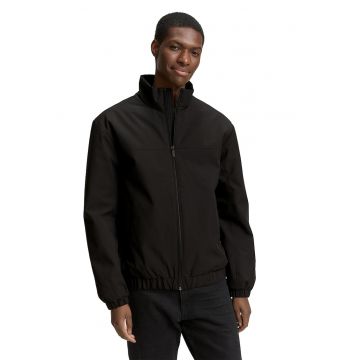 Jacheta cu guler mediu si fermoar Jacheta cu guler mediu si fermoar