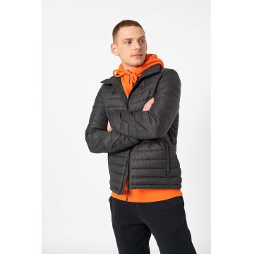 Jacheta cu model si aspect matlasat Studios