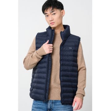 Vesta cu vatelina si guler mediu