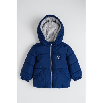 Geaca cu gluga si captuseala de blana sintetica