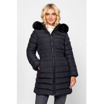 Geaca cu vatelina si garnitura de blana sintetica