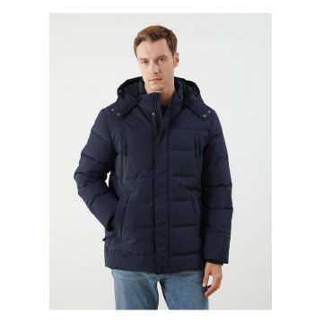 Geaca cu vatelina si gluga Geaca cu vatelina si gluga