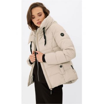 Geaca de iarna matlasata scurte - femei - gluga cu guler inalt -  J-Nevis - Bej Geaca de iarna matlasata scurte - femei - gluga cu guler inalt -  J-Nevis - Bej