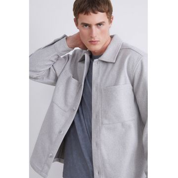 Jacheta-canmasa cu buzunare pe piept Jacheta-canmasa cu buzunare pe piept